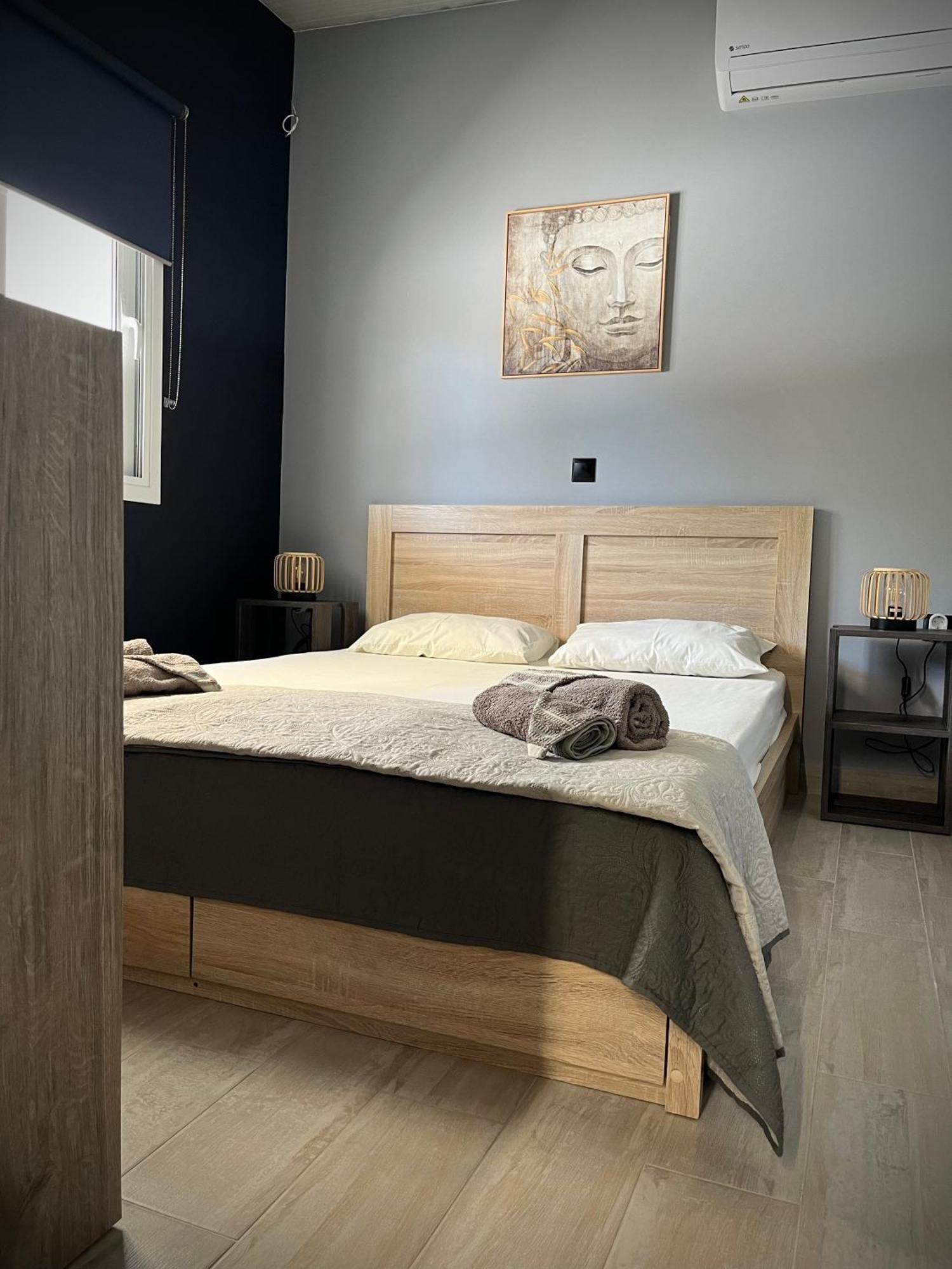 Joannas Airport Luxury Rooms Artemida  Buitenkant foto